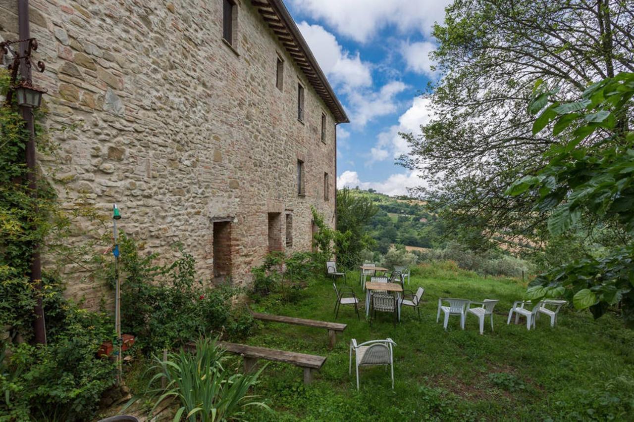 Agriturismo Il Poggio Degli Scoiattoli Перуджа Экстерьер фото